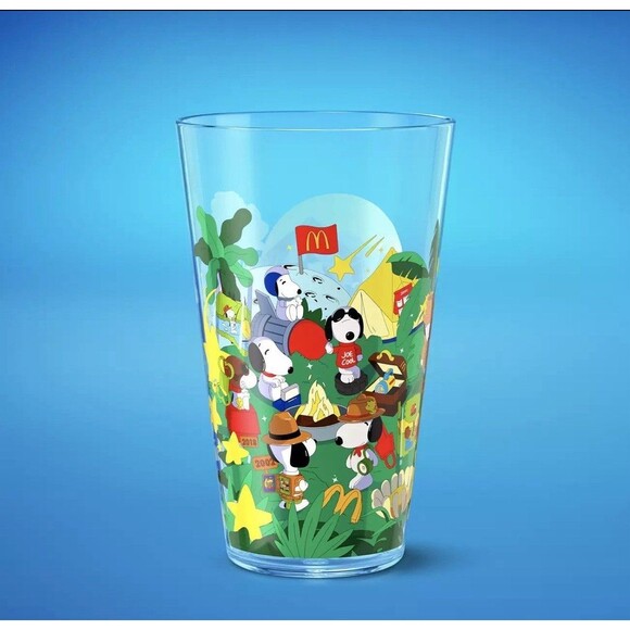 2024 McDONALD'S Collector Edition Cups Hello Kitty / Snoopy Sealed - Picture 2 of 4